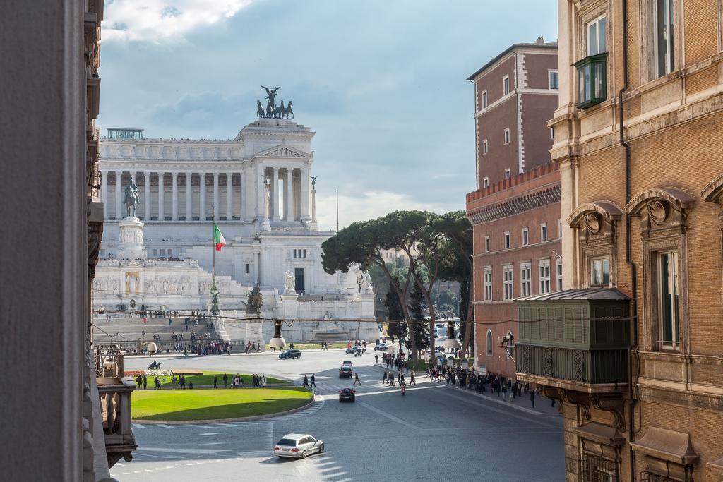 Amazing Suite Piazza Venezia Róma Kültér fotó